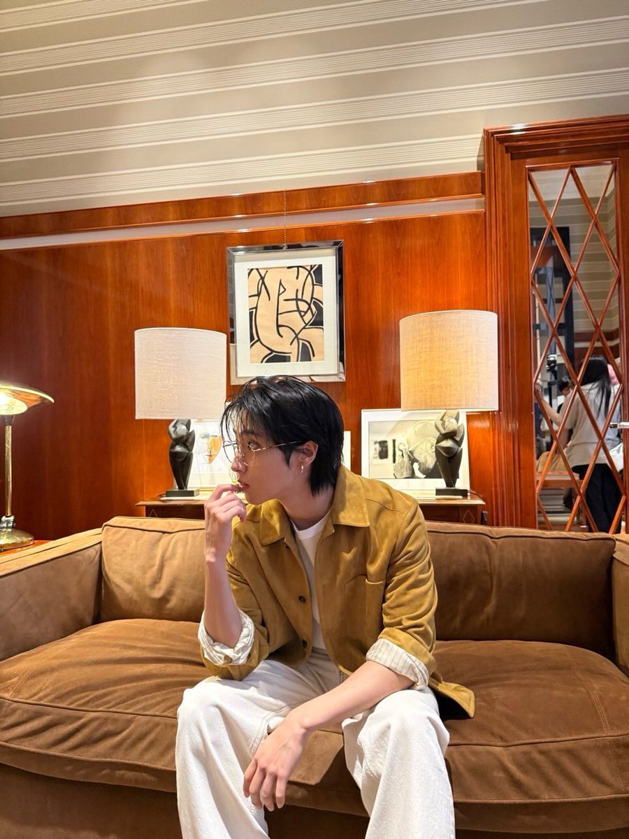 비니 tweet media