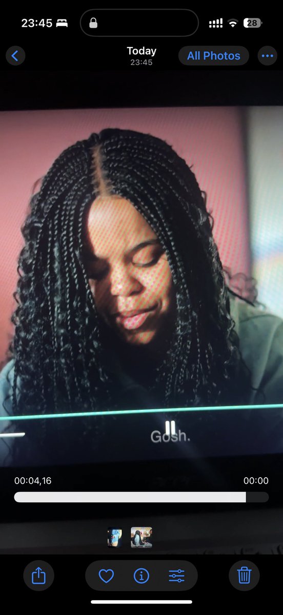 Ado941952954704's tweet photo. #inimbamzansi what’s happening here? Yanga goes to the kitchen she comes back with different hairstyle? https://t.co/uVdrzx8pzr