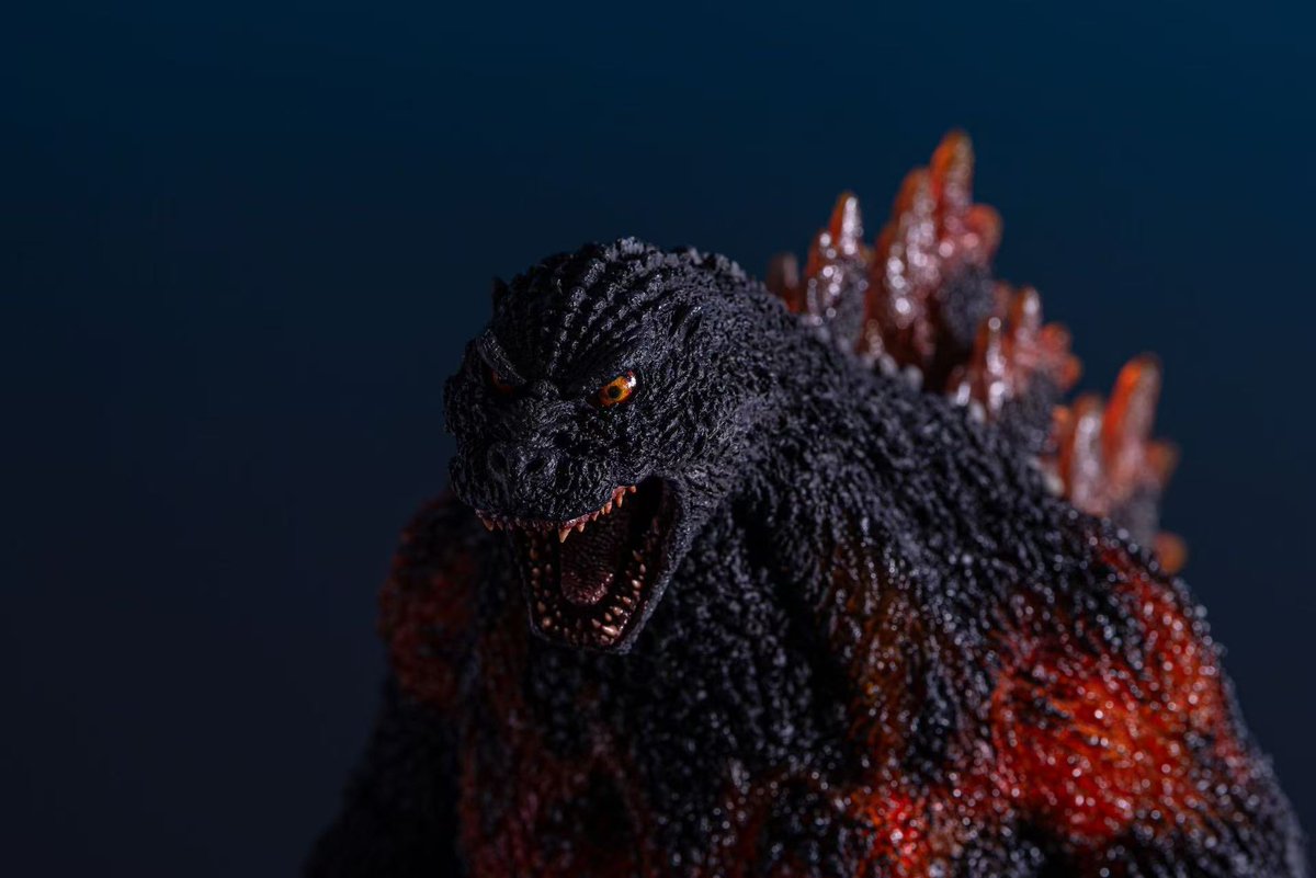 xuzixun33's tweet photo. theta 1995godzilla，顶���的水准 https://t.co/gSAdwvLo38