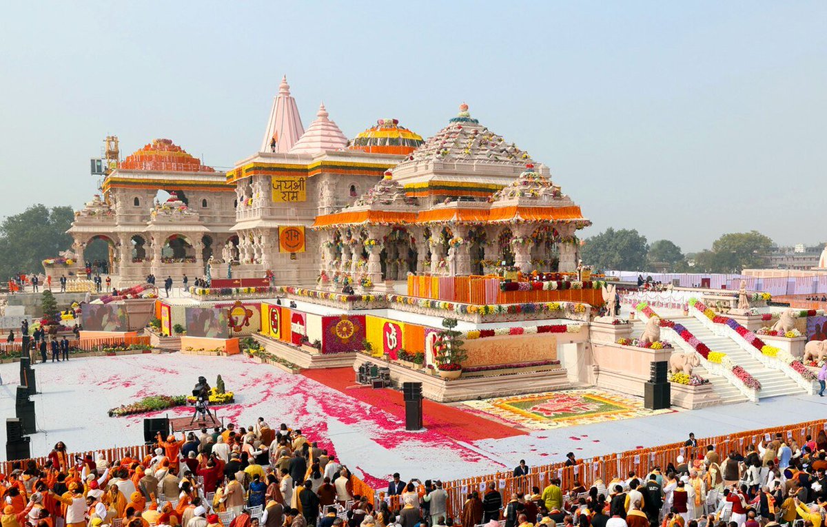 bstvlive's tweet photo. अयोध्या 
➡️राम मंदिर परिसर में आज होगा ध्वजारोहण
➡️आज शेषावतार मंदिर में ध्वजारोहण समारोह
➡️3 से 5 हजार अतिथियों को भेजा गया आमंत्रण
➡️डिप्टी CM केशव मौर्य, ब्रजेश पाठक होंगे शामिल
➡️आज शाम 5 बजे से शुरू होगा ध्वजारोहण कार्यक्रम

#Ayodhya #Ramamndir #flaghoisting https://t.co/tyLryk9tY4