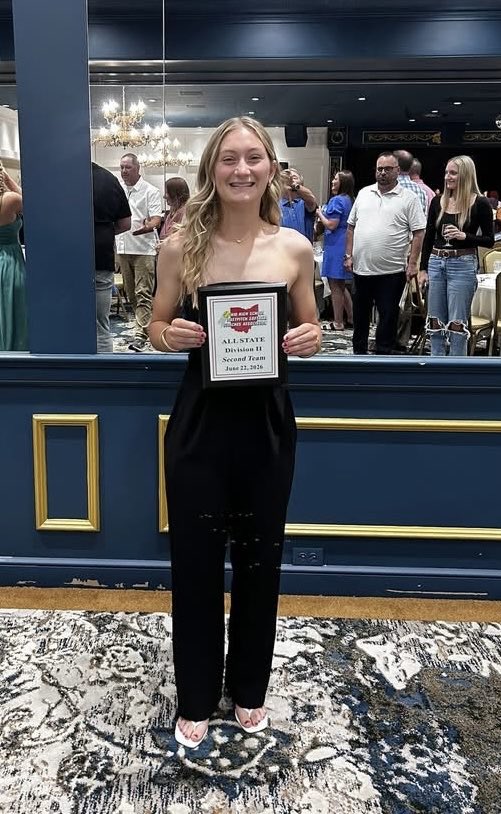 WildcatsOfHHS's tweet photo. Congrats Khloe Legner on achieving D2 2nd Team All-State honors. Proud of all your hard work over the years. Thank you Coach Schiering for attending!  Time to make more room on the back of the softball press box! 🥎🏆👀#THINKBIG @harrisonsoftball https://t.co/PtRy0L88sj
