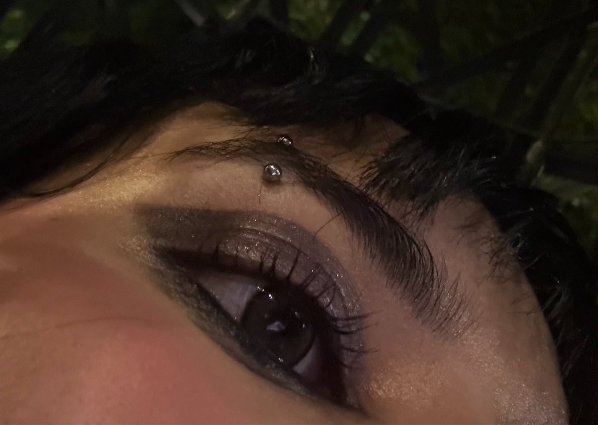 3junnn's tweet photo. I got my face pierced 🥳🥳🥳🎉🎉🎊 https://t.co/WNISaT9Wpf
