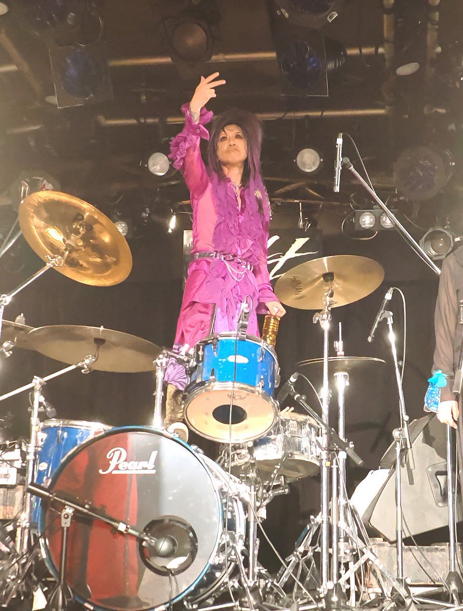 pandamarket's tweet photo. AURAオフィシャルお楽しみに〜 https://t.co/TJ9Kr7USK0