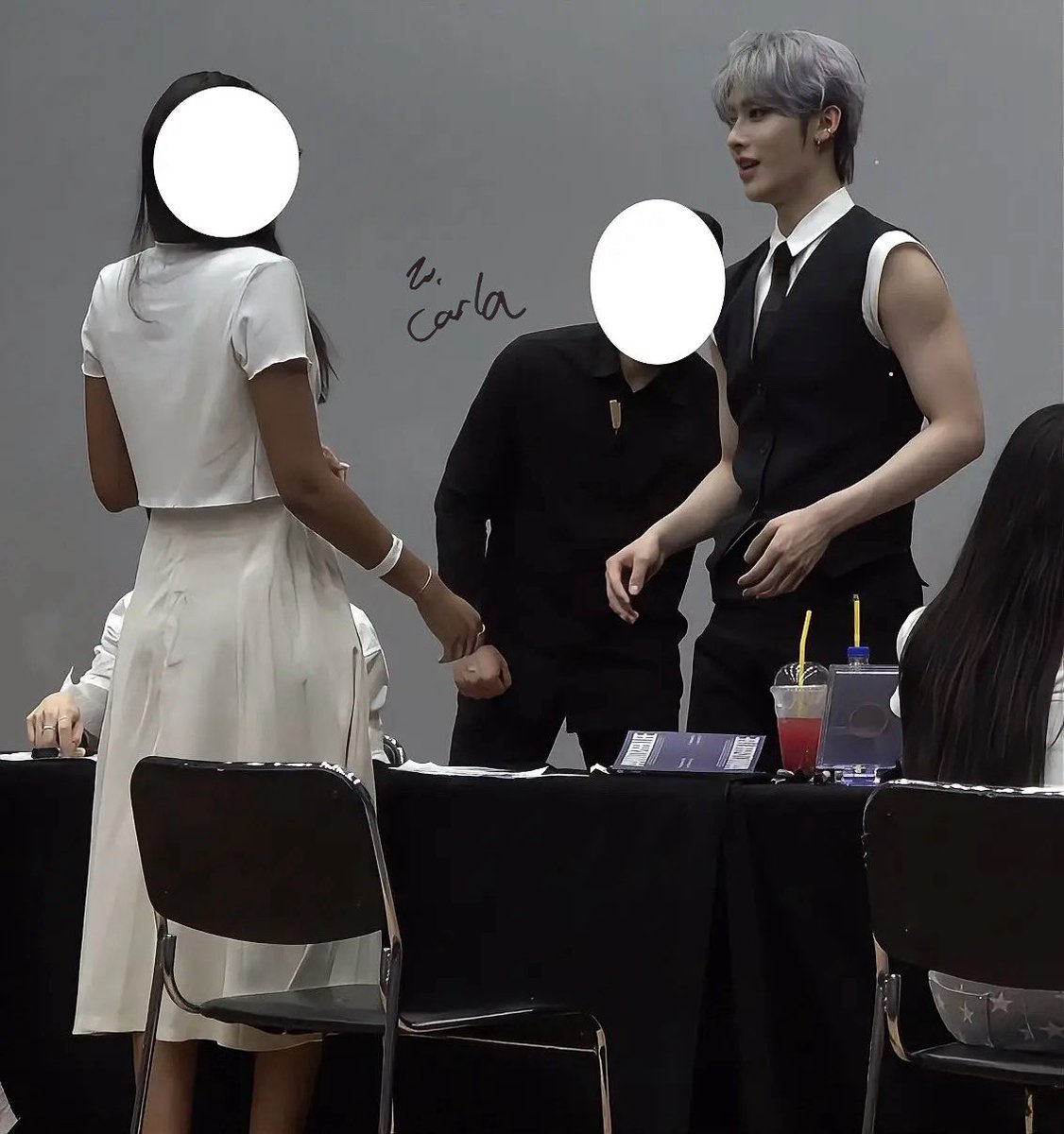 pjmtthew's tweet photo. for all my tall people here’s ricky and I’s height difference (im 170cm) HES SO TALL https://t.co/jpInpwQvUw