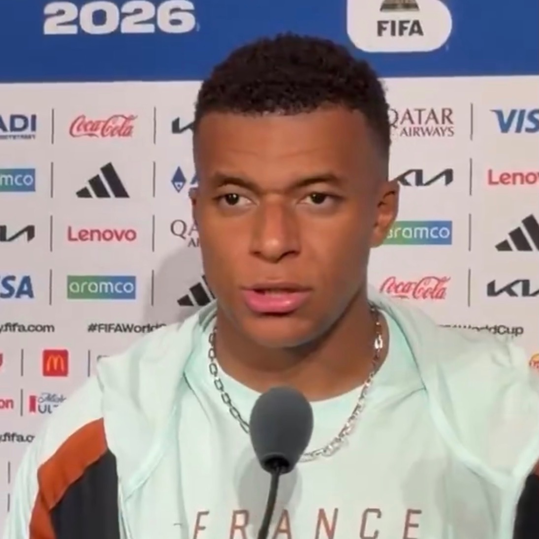 MadridXtra's tweet photo. 🚨 Kylian Mbappé: “We all wanted Dembélé to score.

We tried feeding him the ball because he is an important player.” @IliesPeeters https://t.co/xCgsloZghX