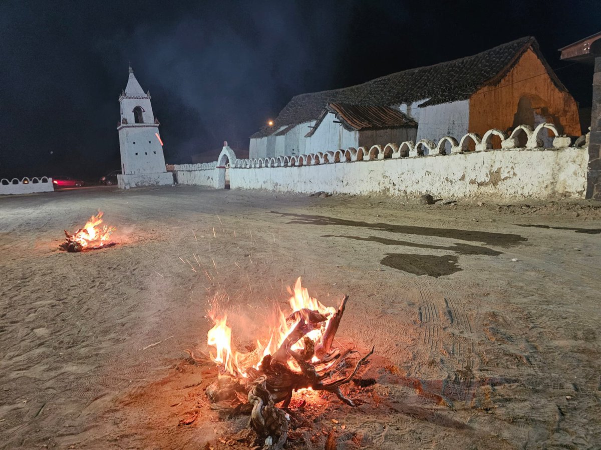 Chiffelle's tweet photo. Participamos en la espera del Machaq Mara 5.534 en el pueblo ceremonial de Isluga, acompañando una tradición ancestral que, generación tras generación, mantiene viva la identidad, la espiritualidad y la cosmovisión de los pueblos andinos. https://t.co/qj3fTHX9lV