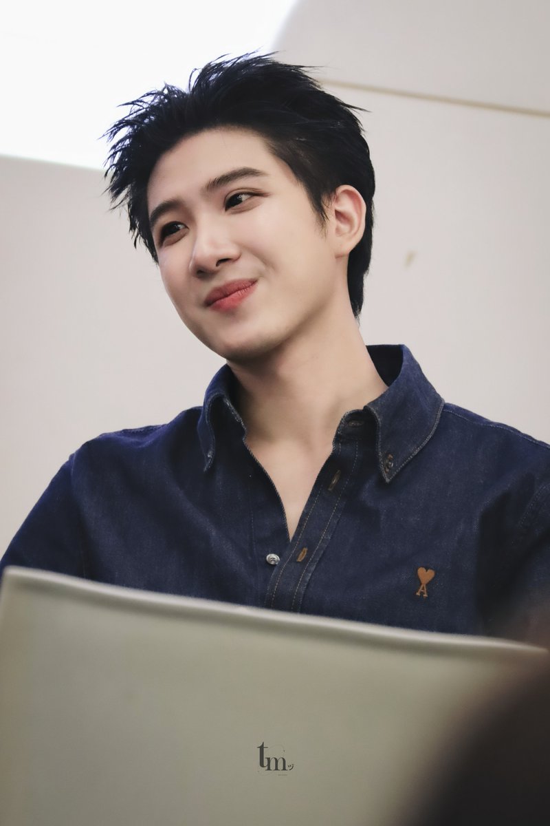 MiNTMZii's tweet photo. 𝙏𝙈 ヅ | 22.06.26 |

💕💖

FIRSTKHAOTUNG FS CLOSEFRIEND

@myktnw #khaotungg
#FirstKhaotungFansign
#CLOSEFRIENDxFirstKhaotung https://t.co/7tEukqdRPr
