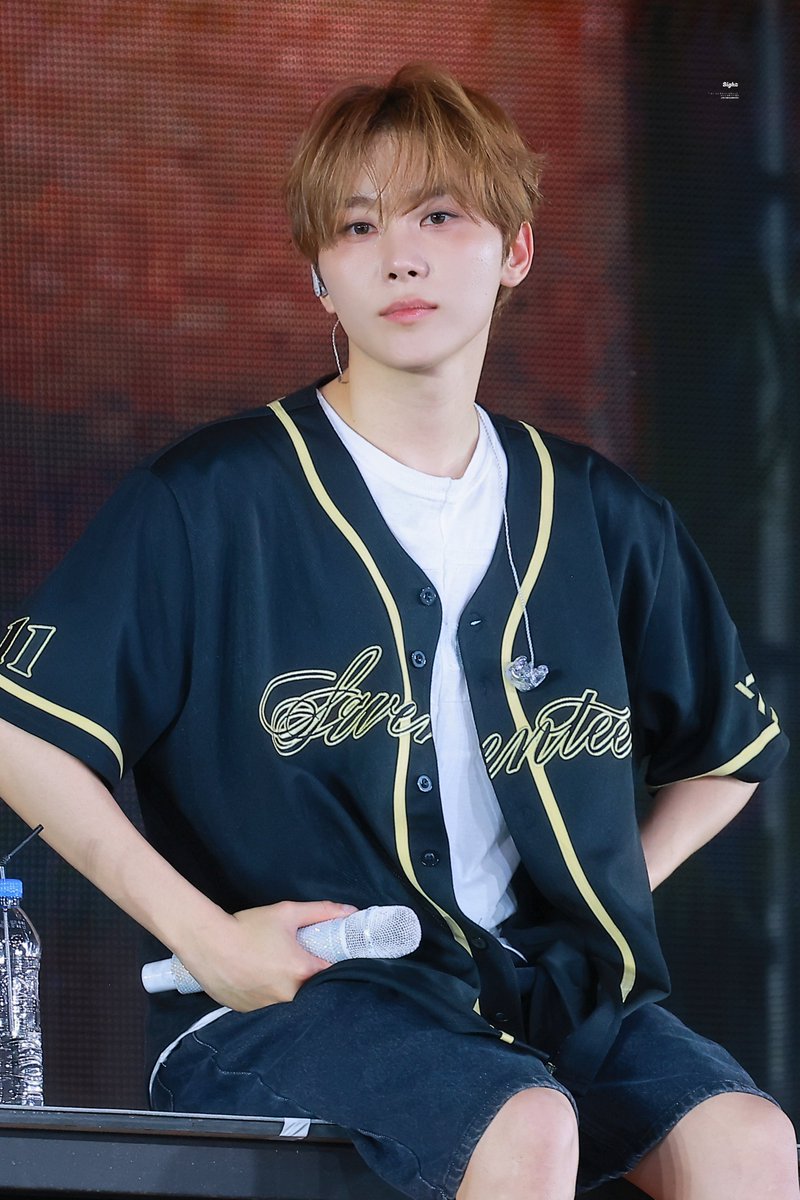 sight_svtsk's tweet photo. 260621
벌레 노노🙂‍↔️🙂‍↔️
#부승관 #승관 #SEUNGKWAN #スングァン #세븐틴 #SEVENTEEN https://t.co/pGRJTF36jd