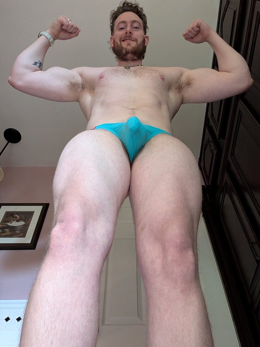 PhantomSuperma1's tweet photo. You look so cute down there~

Feeling extra big this #macro Monday. And I've been missing out on #kaijune posts 💪😉 https://t.co/5ji7i4IXsr