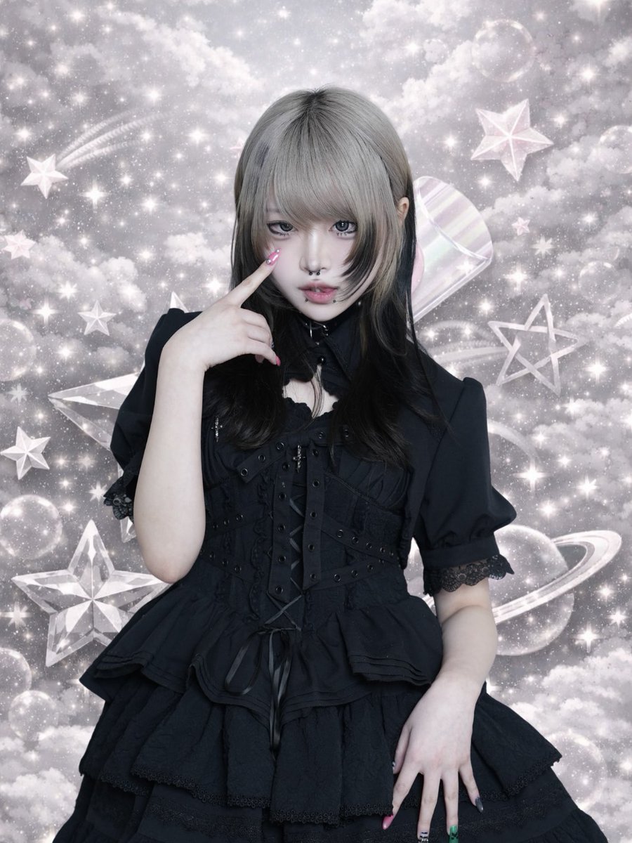 Twinkle_Noir's tweet photo. 🖤Cast Profile🖤

.✧.*･ﾟ┈┈┈┈┈┈┈┈┈┈┈

月( @d0nt4getmoon )

🎂：12.14
Like：わさび 生肉 お米
💌：とにかく元気いっぱいです

   ┈┈┈┈┈┈┈┈┈┈┈ﾟ･*.✧. https://t.co/Um6A64wBnb
