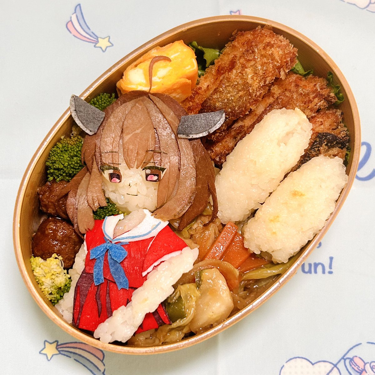 maish2b_lindsey's tweet photo. 東北きりたんの鮭フライ弁当です
お昼に会社で食べます

#東北きりたん https://t.co/5rvCk8mGFV