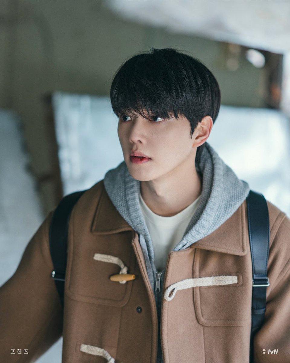 songkang_now's tweet photo. 마음이 힘들어요 https://t.co/SvGrk6OtV0