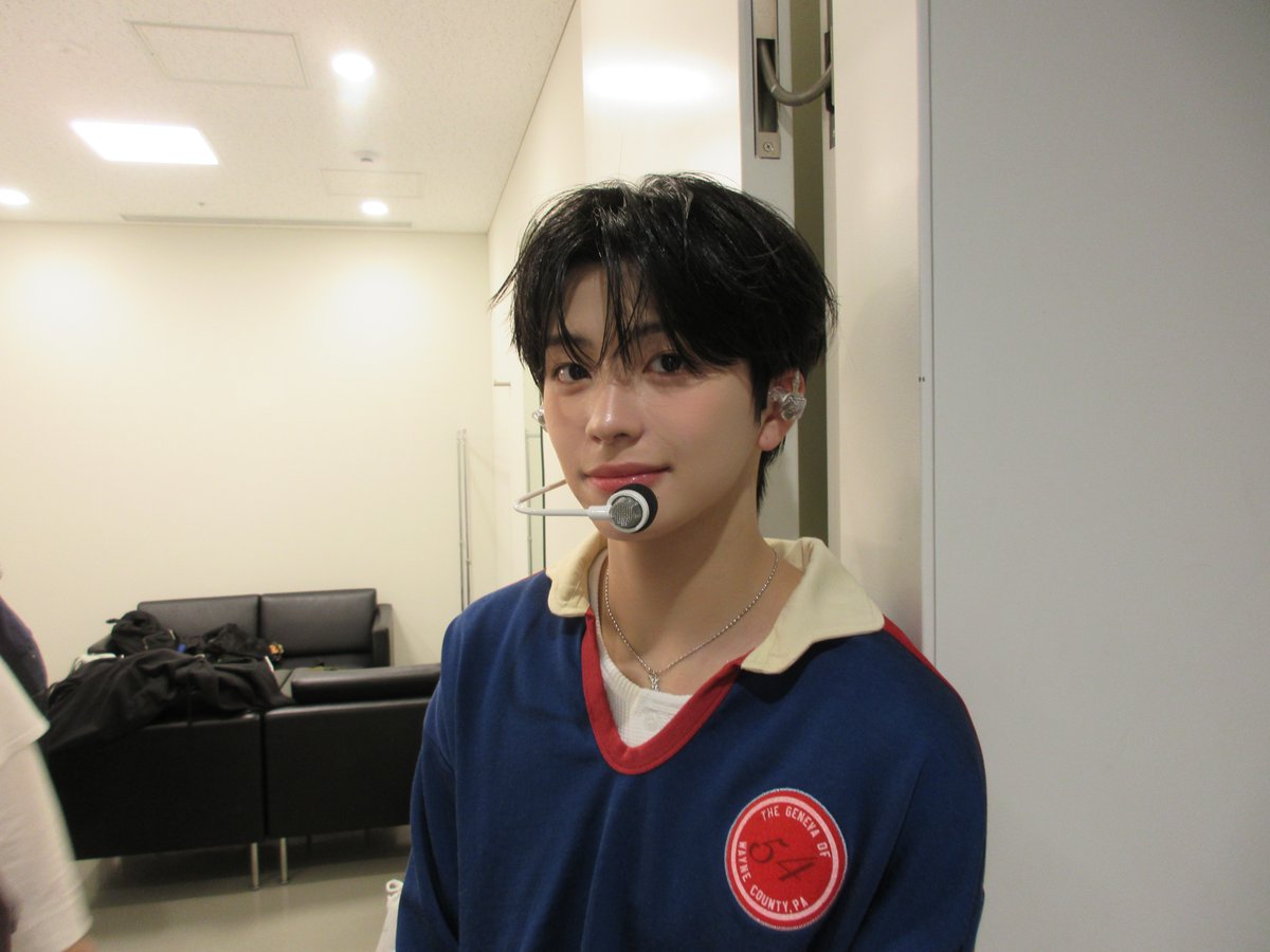 Official_VIBY's tweet photo. #VIBYdump 🩵

𝟐𝟎𝟐𝟔.𝟎𝟔.𝟐𝟒
𝐕𝐈𝐁𝐘 𝐎𝐟𝐟𝐢𝐜𝐢𝐚𝐥 𝐃𝐞𝐛𝐮𝐭

#VIBY #バイビー
#VIBY_Debut
#VIBY_Miracle_TheFirstLight https://t.co/0ARY7GIf6k