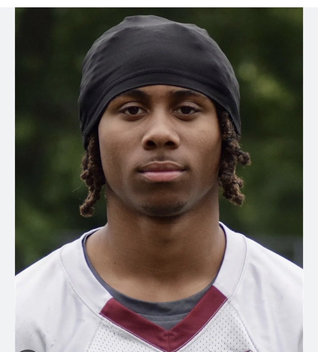 Coach_SD's tweet photo. Gratitude 🙏

Today is want to show my appreciation for Terrious Favors (T Fave). He is a phenomenal young man that has grown a ton in his time here!🔥👊 The future is extremely bright for him!⏳ He is all about the Team!🔵🤝

#BuiltDifferent #Gratitude https://t.co/KfVAdZ09lG