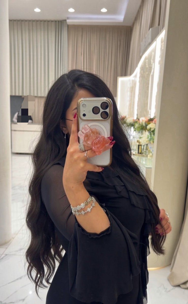 WA_0020's tweet photo. ياحبي افهم انك بخافقي شي 🖤🖤 https://t.co/fchzSUq1lS