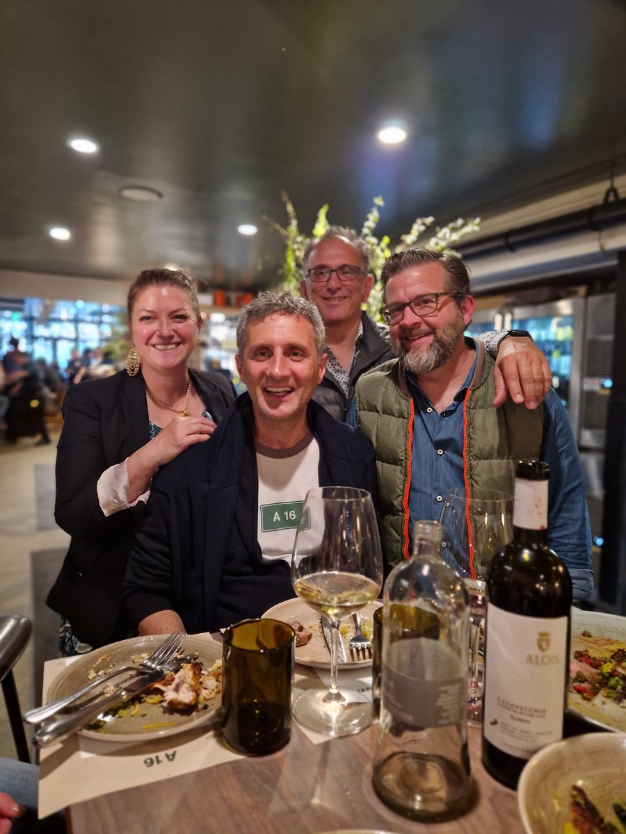 cantinealois's tweet photo. 🍷 #Casavecchia di Pontelatone ad @A16Rockridge .

Unisciti a #MassimoAlois mentre presenta #ShelleyLindgren, tra le figure che più hanno contribuito a far conoscere i vini campani negli Stati Uniti.
#trifolium #morrone #trebulanum#murella #caiatì https://t.co/CluMEhWqvq