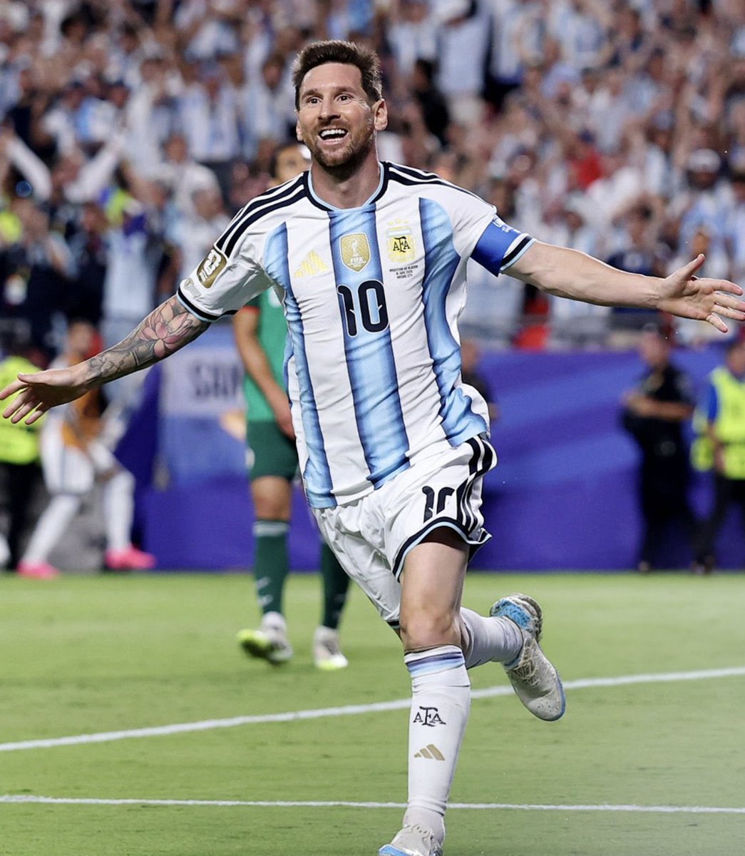 EMKEDE360's tweet photo. Being a Messi critic must be one of the toughest jobs in football. Every season, they anticipate his downfall, yet he keeps proving them wrong.

At 38 he’s still rewriting history, breaking World Cup records, nd deciding games on d biggest stage. Stop the hate nd enjoy d game. https://t.co/sjnoBTmAvw