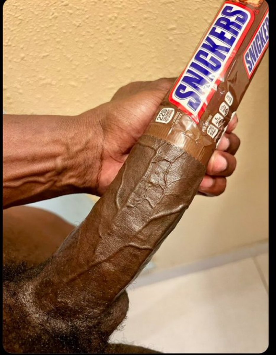 Superiormast001's tweet photo. What are you seeing 👀🍆🍫 https://t.co/pWXXQqTuIZ