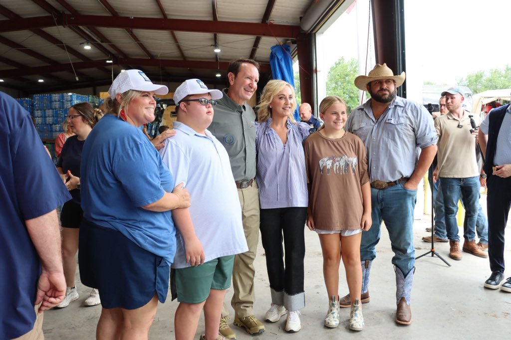 LAGovJeffLandry's tweet photo. I spent the day in Moreauville and Plaucheville hearing directly from residents about their greatest needs since Tropical Storm Arthur. 

I was proud to be joined by the First Lady whose foundation, Love One Louisiana, in partnership with Stine Home & Yard donated supplies to those affected. 

I want the people of Avoyelles Parish to know that we will be with you every step of the way!