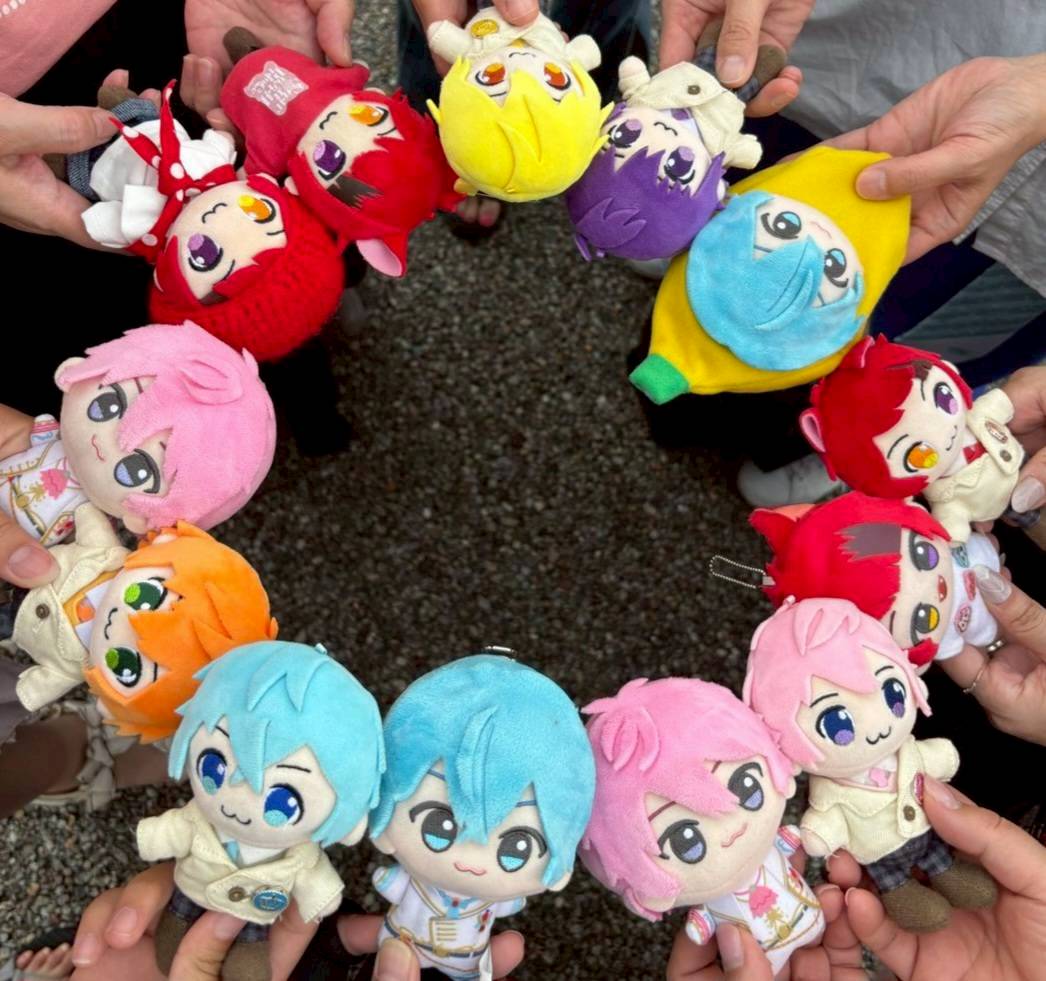 YU_KOss3103's tweet photo. さとみくん🩷おはよ🐱
昨日はゆっくり眠れましたか
早速動画に編集とかしてたのかな
今日もイヤイヤ星人の可愛いさとみくんを思い出しながらライブの余韻ひたひたでそんなこと考えてたら階段踏み外して捻挫したなんて言えないw
今日も一緒に頑張ろうね🫶🏻︎
 #すとぷり10周年ライブ https://t.co/Cjk2tpVdZd