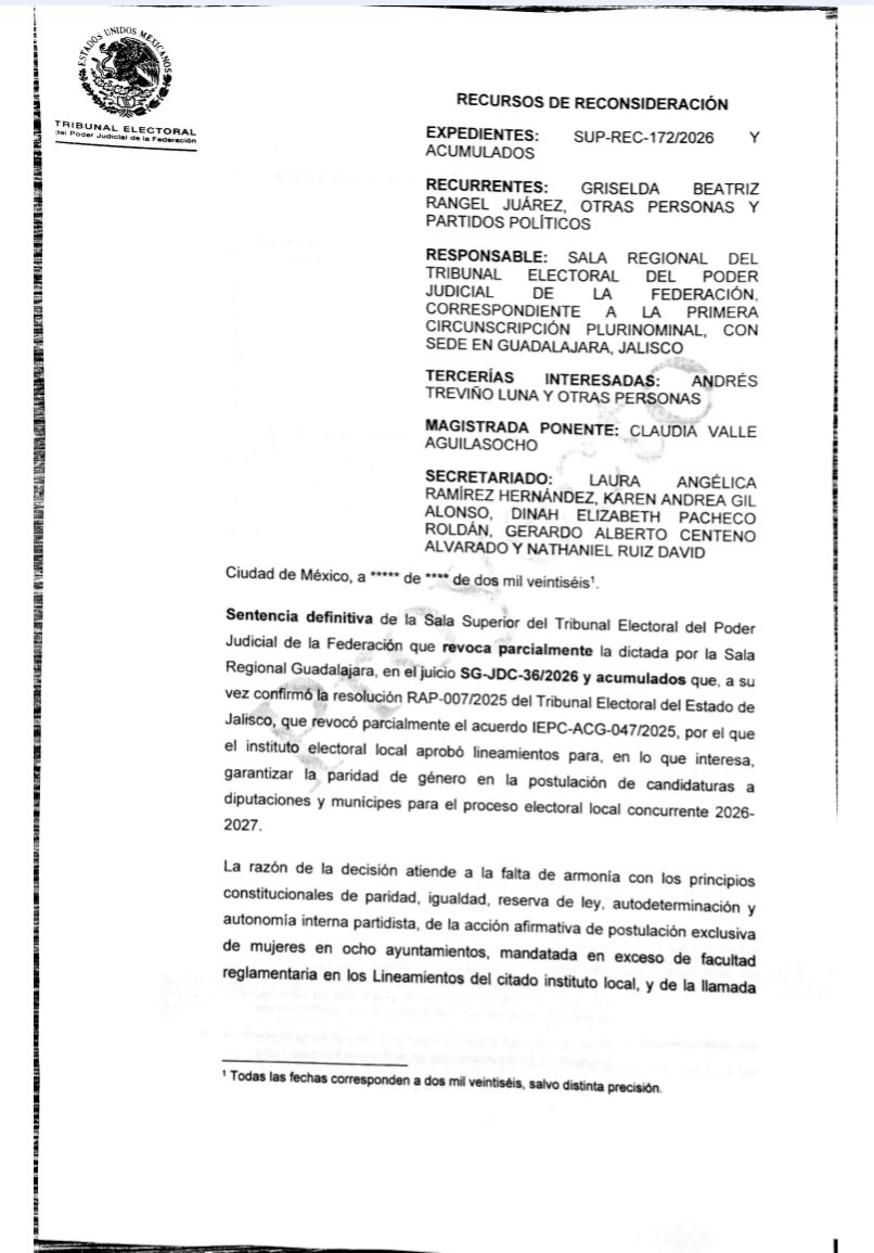 marcatextos's tweet photo. #ULTIMAHORA
La magistrada ponente Claudia Valle Aguilasocho, de la Sala Superior del @TEPJF_informa, en su proyecto de resolución del juicio SG-JDC-36/2026, propone revocar la resolución del @iepcjalisco de que en ocho municipios, entre ellos Zapopan, se postulen exclusivamente mujeres a las presidencias municipales. Así mismo, la resolución del @Triejal_Jalisco de que se postularan mujeres exclusivamente de grupos vulnerables. 
La última palabra la tendrá mañana el pleno de la Sala Superior.