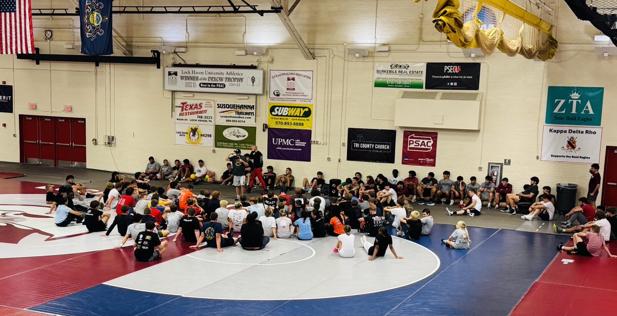 LockHavenWrstl's tweet photo. Sport Psychology session before the night session. #Strategy #FinishEverything #Simulation #TheRise 🦅 https://t.co/y5Yc0y108Y