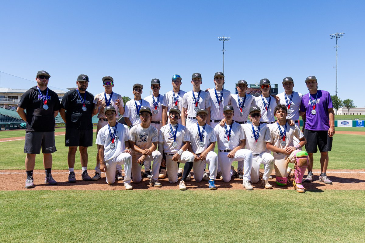 USABaseEvents's tweet photo. 15U #ChampsAZ26 medalists:

🥇 Franklin Scout Team 
🥈 Seattle Select
🥉 GBG National https://t.co/thgVKESDv1