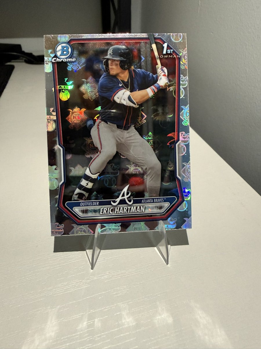 highcheddar22's tweet photo. @RyanLCards Hartman League fractor $150
Hartman 1st auto $110
Ohtani /150 $150
Ohtani sun foil $20 https://t.co/RsIote1hxr