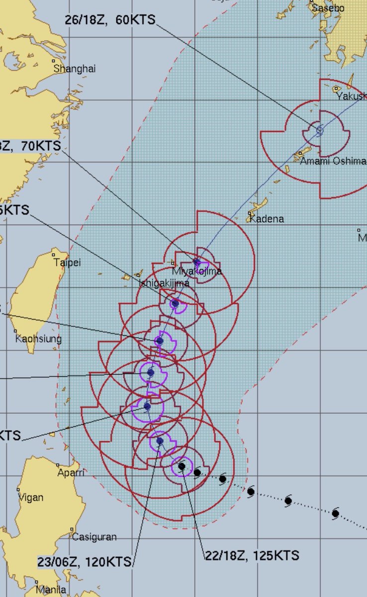 HANA05844654's tweet photo. 🌀台風７号宮古島〜沖縄本島🌀
台風対策しましょう😔
#気象庁
#米軍 https://t.co/DqgLKFLm1O