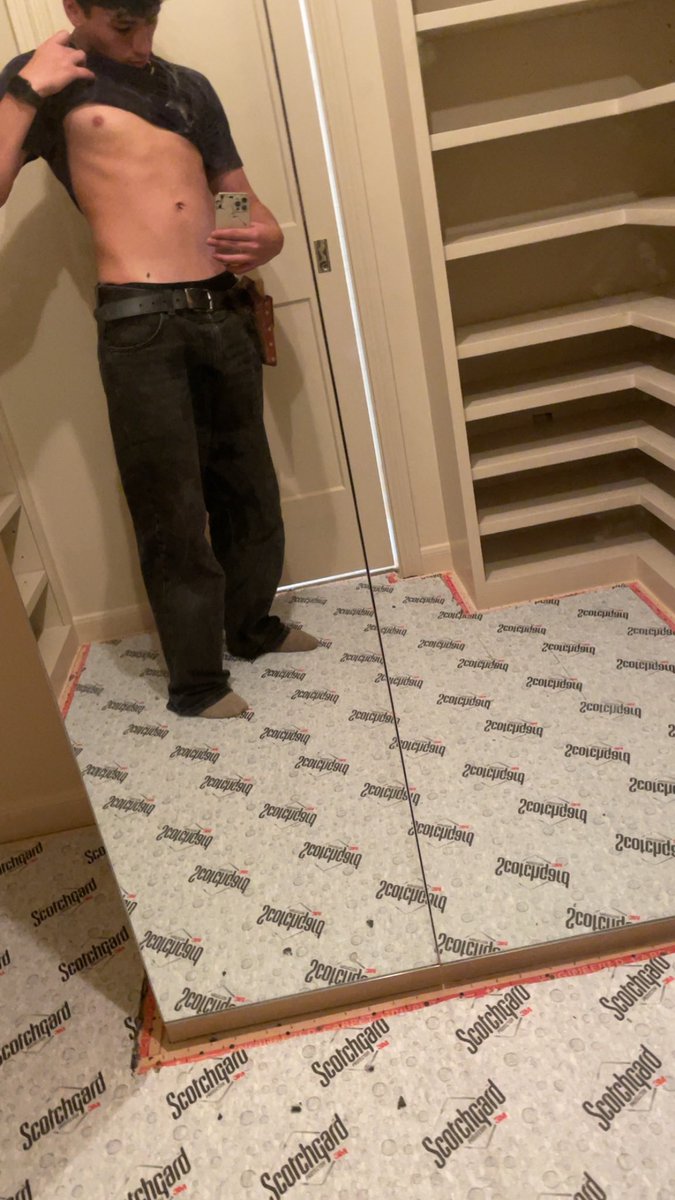 Mrpick3ls's tweet photo. Horny on the job site 🫤
#trade #dl #slut #teen https://t.co/xaCXWOaxc5