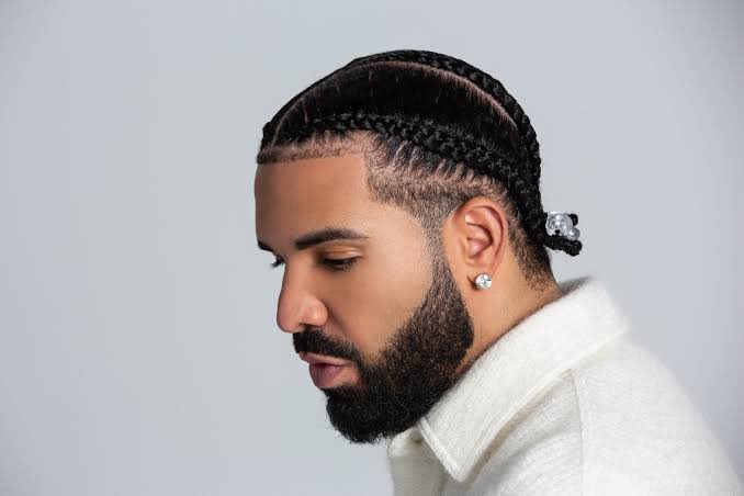 chartradar_'s tweet photo. Drake holds the record for the most weeks at #1 on the Hot 100 among rappers, with 58 weeks at the top. https://t.co/Z8iLJMQo4L