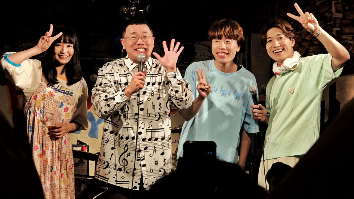 2018_araara's tweet photo. 昨晩はパーマ大佐のパマフェスへ。はらいくまさん楽しい中のピアノのフレーズがいちいち素敵。もりせいじゅさん「ミロ」「とってとって」あたりで無事頭がおかしくなった。６曲続けて聴くと破壊力が凄いｗ月曜日のフェス最後まで楽しめた。
#パマフェス #はらいくま #もりせいじゅ #中村千尋 https://t.co/JPeNHZ2PmX