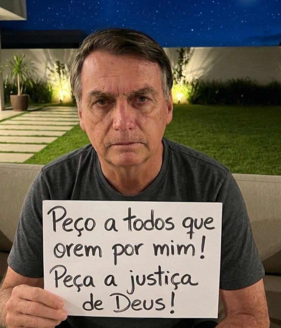 ThelmaDias10's tweet photo. Vamos orar porque a legião de demônios estão soltas no Brasil!
Eu rezo todas as noites pelo nosso Bolsonaro! https://t.co/cs0dlgweLp