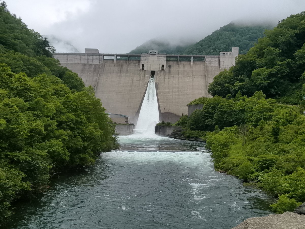 kitadam3's tweet photo. 放流量が毎秒80トンを超えました。
ピークまであと少し？
#HDYY #札内川ダム https://t.co/FXLhGwxT9K