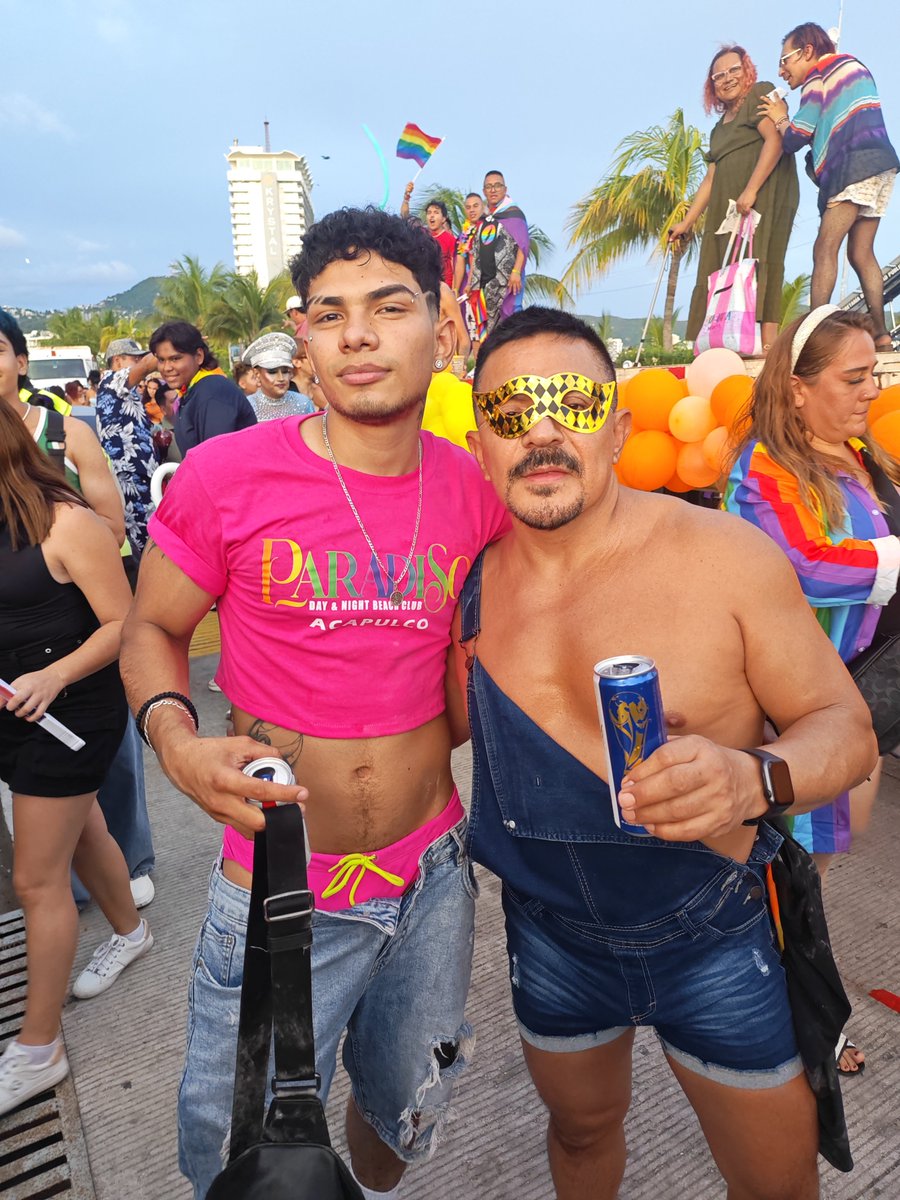 SAULCHAV's tweet photo. Pride Acapulco https://t.co/bE9yqW7YPK