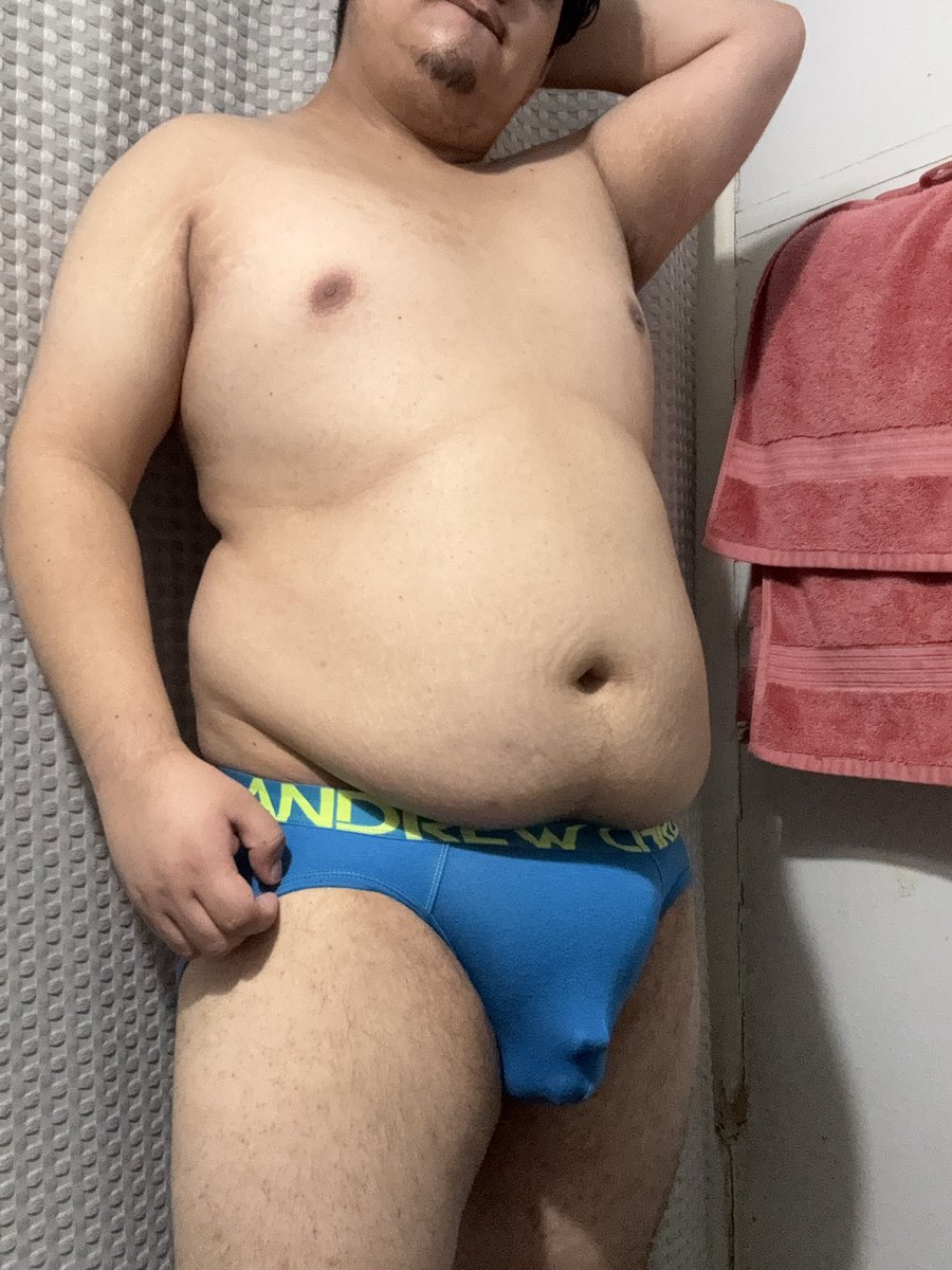 Ricardo20254397's tweet photo. Happy Monday aka Felt like wearing Jock strap hehe 🤭 😈 
           (Did you sexy guys miss me?)

#chubby #chubbyFat  #chubbygaymer #chubbyhorny #chubby4chubby #chubbyhorny #chubbymexican https://t.co/TZposkxXOU