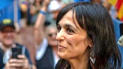 perinno's tweet photo. Estelada @CatalunyaAC dieu? 😁
Home, que la #Catalunyeta pujolista 👴🏻🇪🇸💸 dada pel cul pels castellans 🇪🇸 des de 1412 amb la traïció de #Casp i enredada puerilment amb la farsa 🇪🇸 estatutària de 1714 🇪🇸 s'empassi el gripau 🐸, encara, però vós, #Reixach? 🤔🫪🥺🤣🤣🤣

©️perinno🏌🏻‍♂️ https://t.co/u1eFPuWgLp