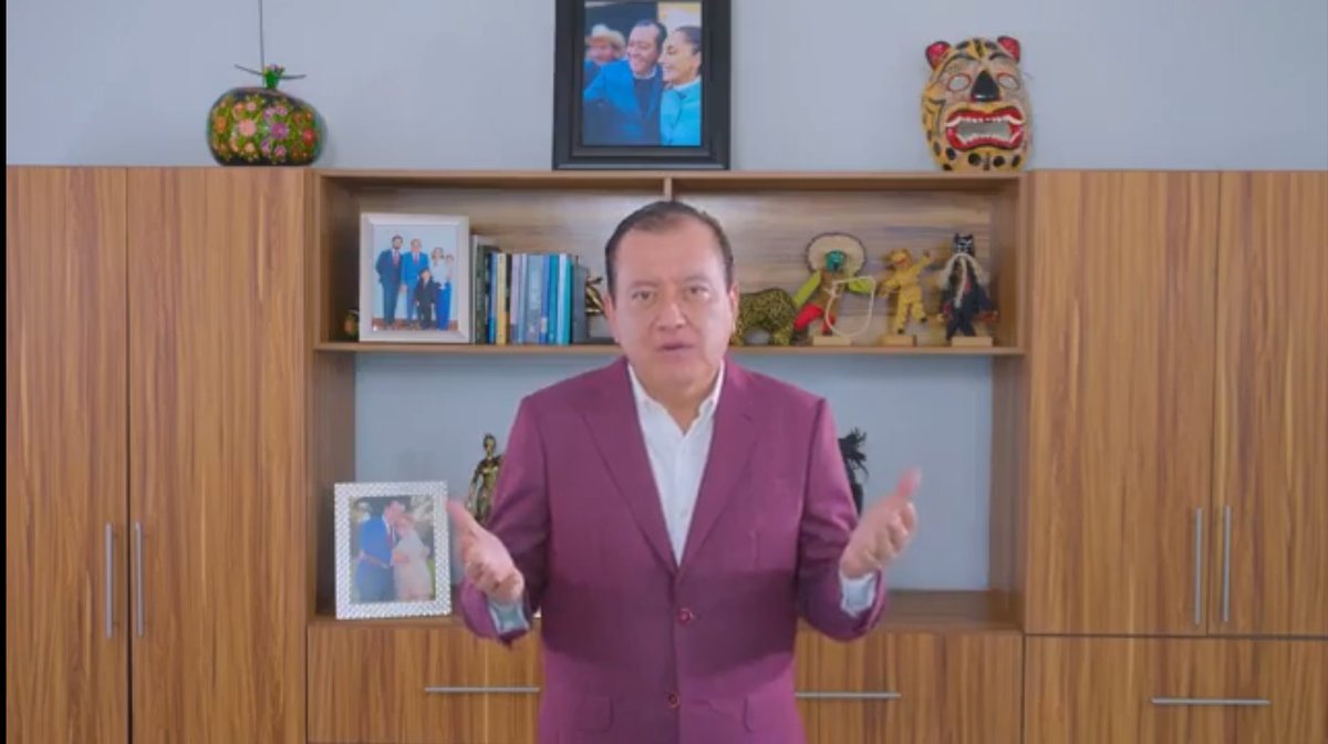 MinioOlea's tweet photo. Se va el rector Javier Saldaña a buscar la gubernatura de Guerrero; mujeres asumen la dirección institucional

La nota completa 👇🏾 
https://t.co/Js82BP4PE4 https://t.co/hoebWxvnfd