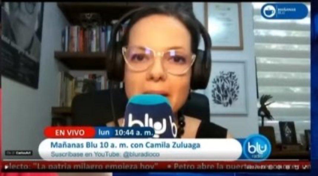 Policia_NivelEj's tweet photo. @BluRadioCo no más Blu 🤮
Hasta que despidan a esta vocera de la extrema izquierda 
Que es una vergüenza para el periodismo colombiano https://t.co/ICHWHInQbK