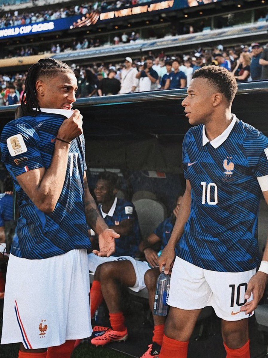 losblancoslab's tweet photo. This duo is COOKING 🔥 https://t.co/JD1GTSvdYb