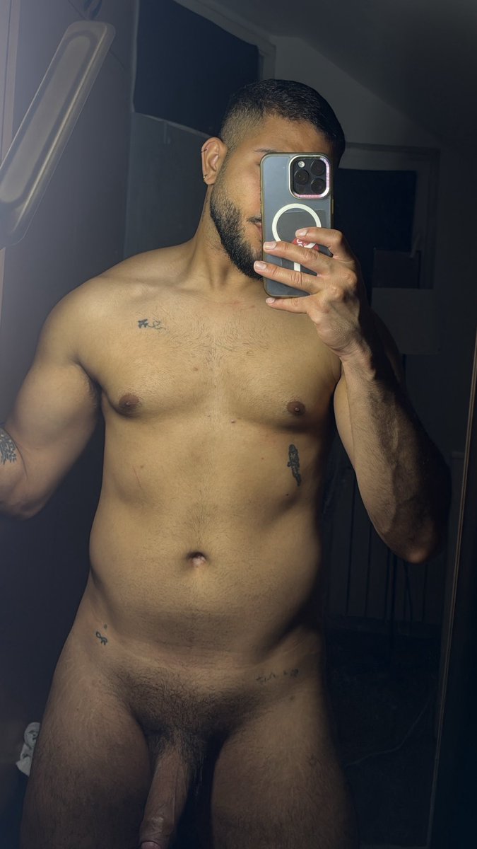 luan_Smith2's tweet photo. Hola 😇🥵 https://t.co/Bt9saBuXD4