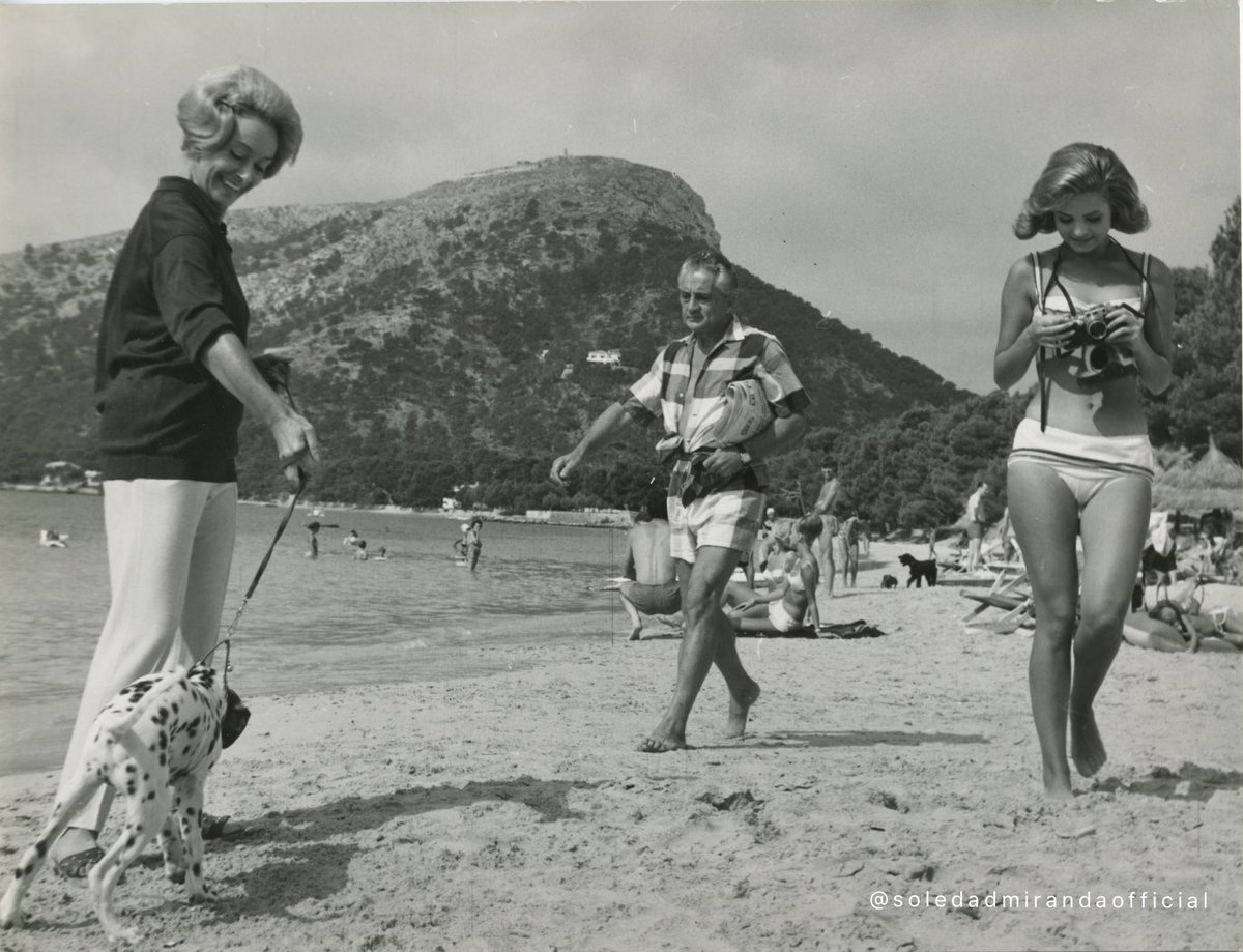 SoledadSublime's tweet photo. #soledadmiranda behind the scenes in Playa de Formentor, 1964 https://t.co/DKfK1wwK7A