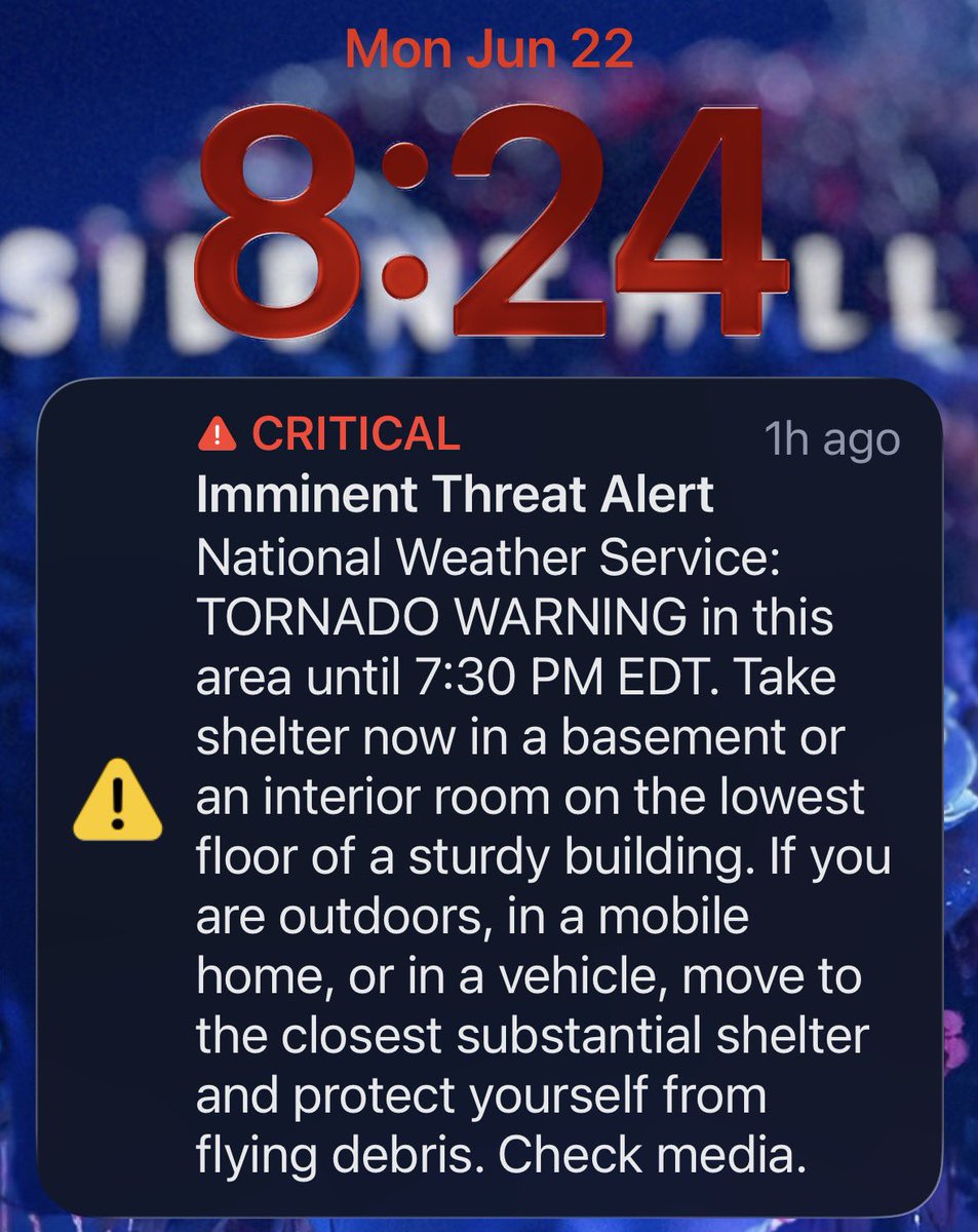 Helikase's tweet photo. I was driving to get food through this 🥤 https://t.co/CZX3RK5JrG