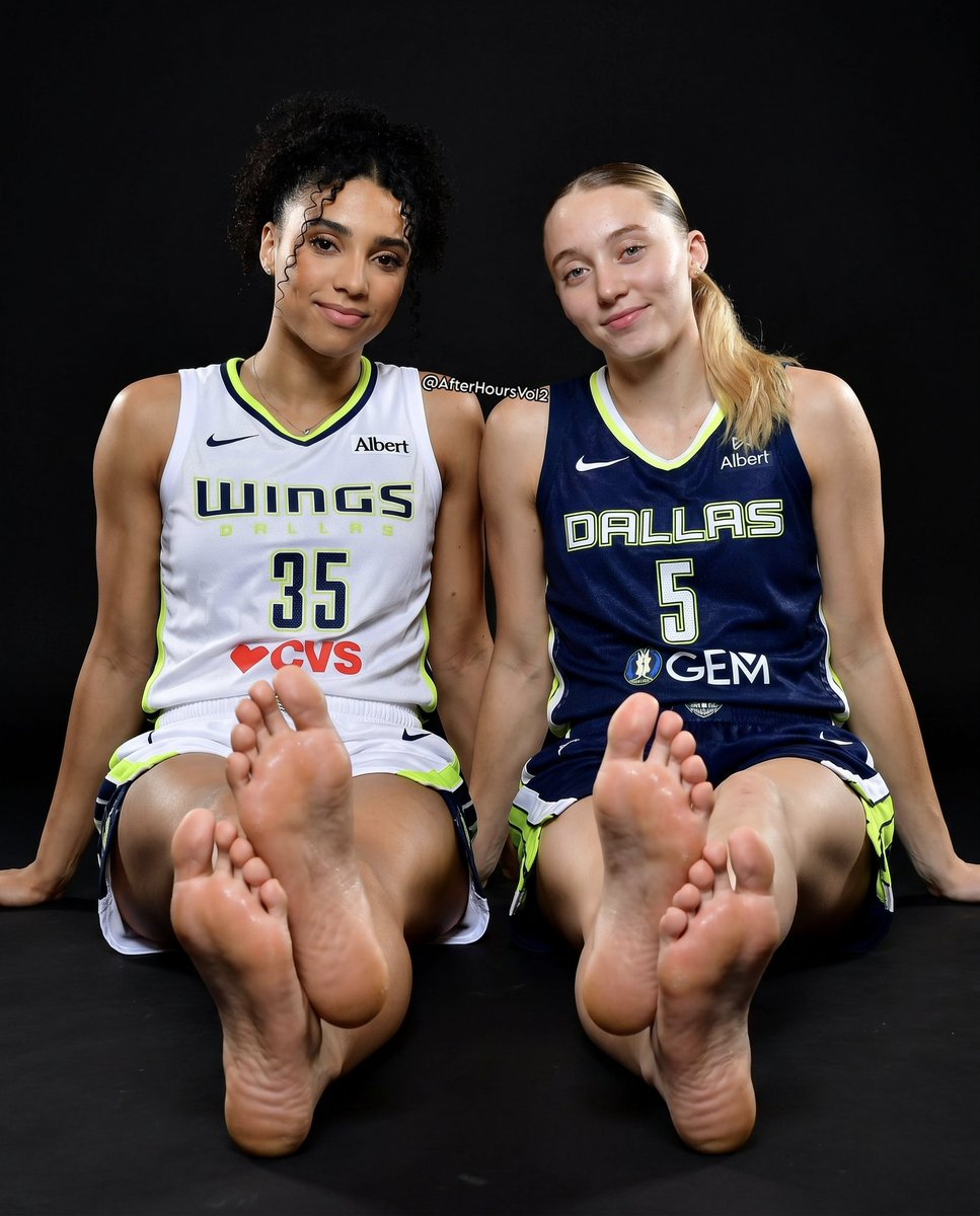 AfterHoursVol2's tweet photo. Paige Bueckers And Azzi Fuzz | Two Certified Buckets 🏀🏀 https://t.co/Cx6ZC7q54I