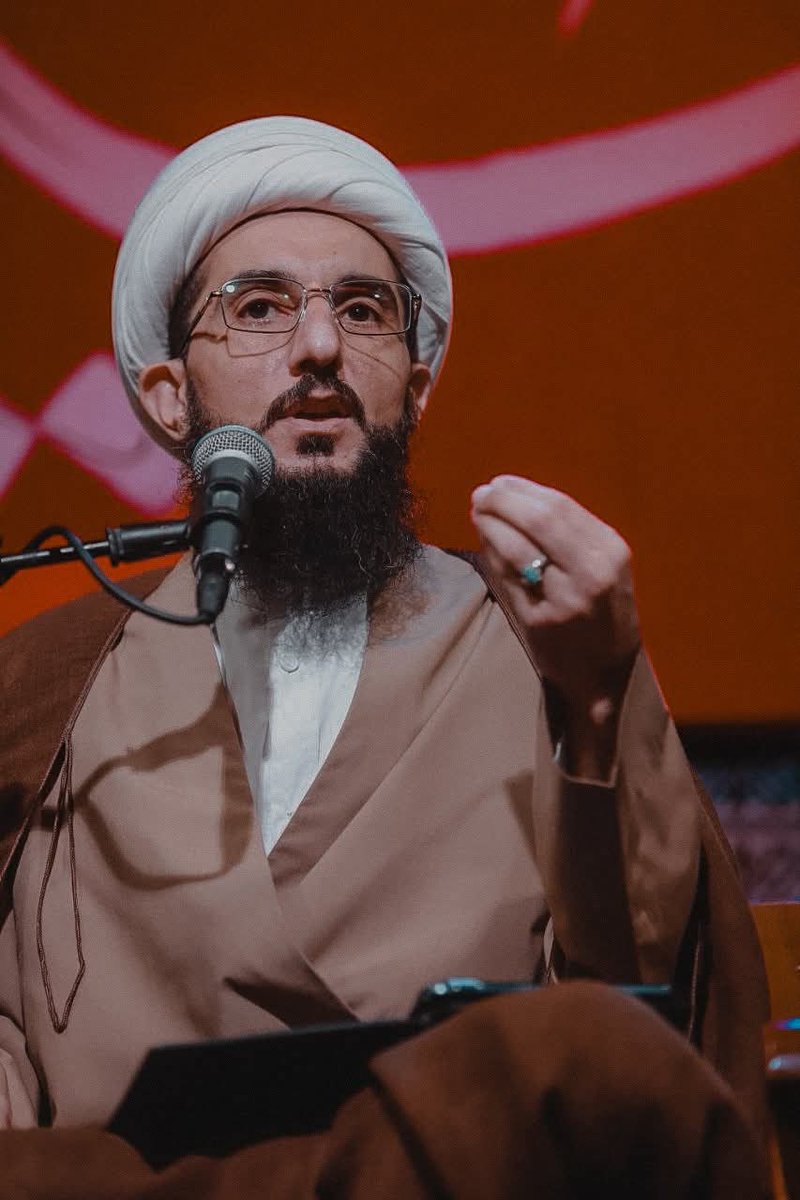 Alkhoei5's tweet photo. السلام على من احتل قلوب العظماء ومشاعرهم، 
وصار أنشودة الأحرار في كلّ زمان ومكان،
 
ابي الفظل العباس ابن امير المؤمنين 

اليوم السادس من محرم الحرام 
عزاء هيئة الإمام الخوئي قدس الله نفسه https://t.co/WAnRkuXlg9