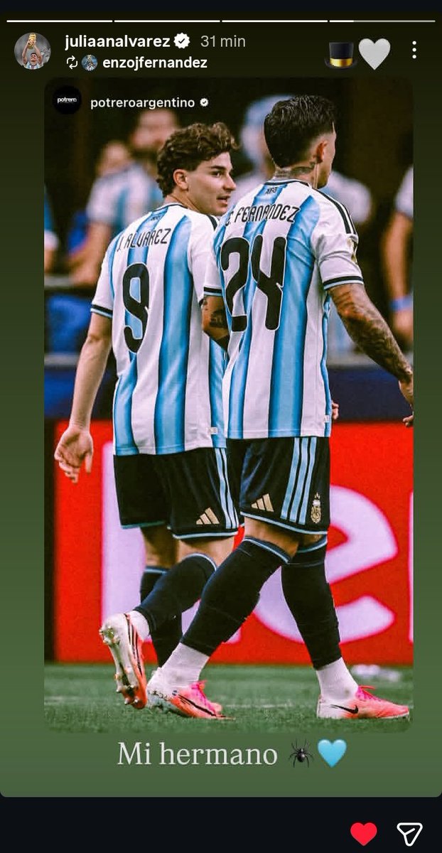 tortitanegraq's tweet photo. Chauuu tenes que cerrar el estadio, los putos hacen eso https://t.co/k6AbWuen1R