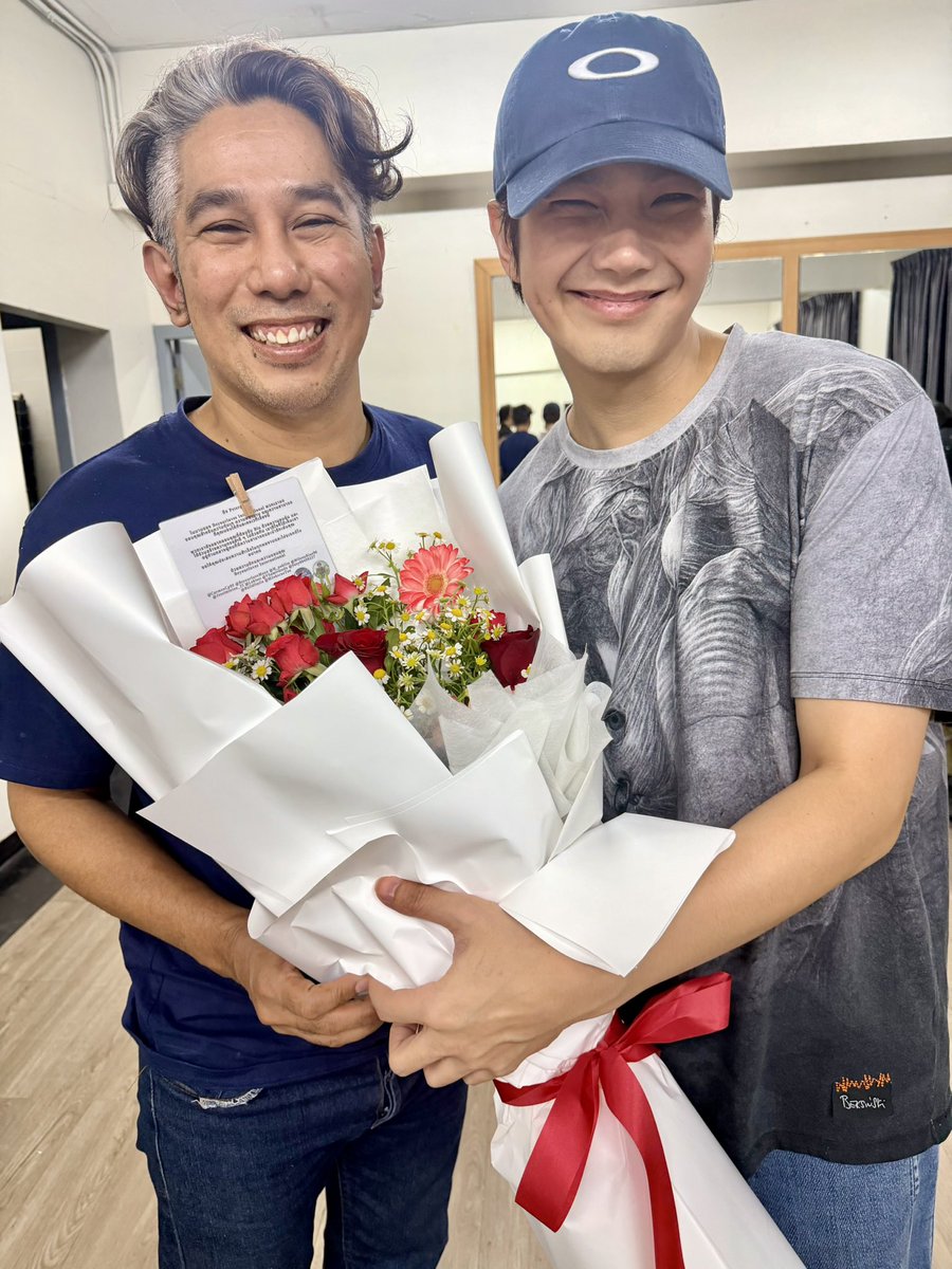buildyourlove4u's tweet photo. ขาดหมอก้องเพราะกลับก่อน.. ไว้เดี๋ยวเจอกันวันงานFinstarMarket😁 https://t.co/o3by9cy9Nf