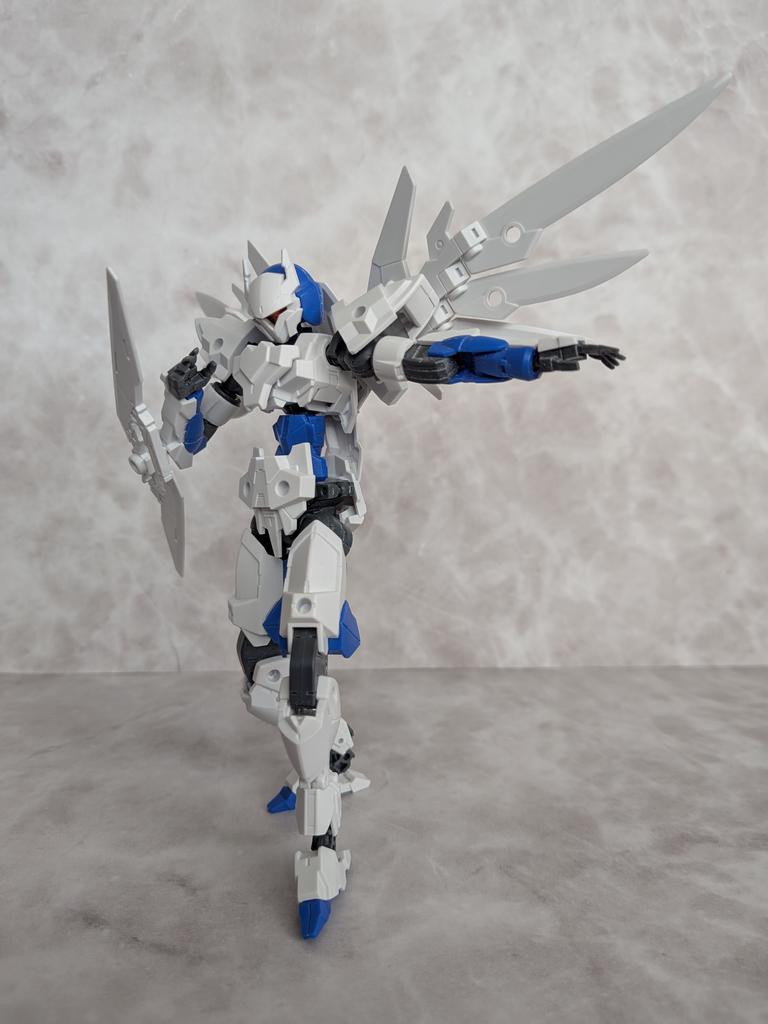 AQ10persons's tweet photo. スピナティオ瑠璃(ラピス)

エリアAからエリアDに猛烈なスピードで向かうマクシオンの隠密機。
肉眼では白い装甲だがモニター上ではクロマキーハッキングにより、透明装甲となる。

#30MMCM2026
#30MMMF
#30MM https://t.co/1yy0d1KHgs