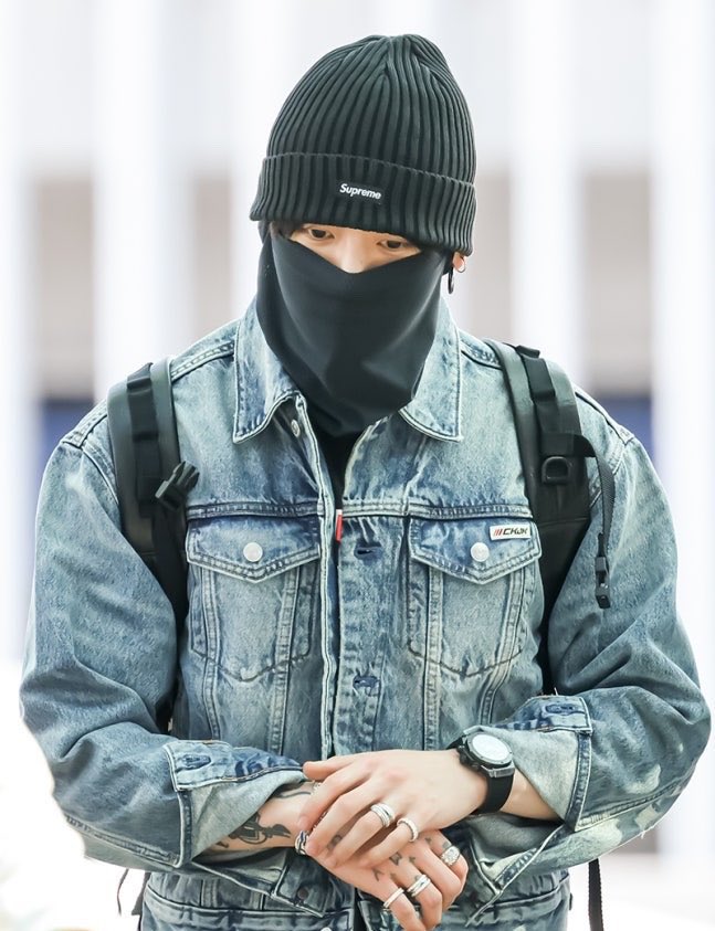 archivekukk's tweet photo. OMG JUNGKOOK https://t.co/FSQ21VdqgF