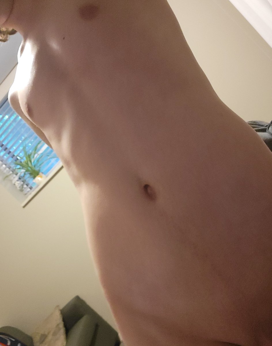 canadian_catto's tweet photo. do we fw boys who are built like this? https://t.co/jEGSNNjV2G